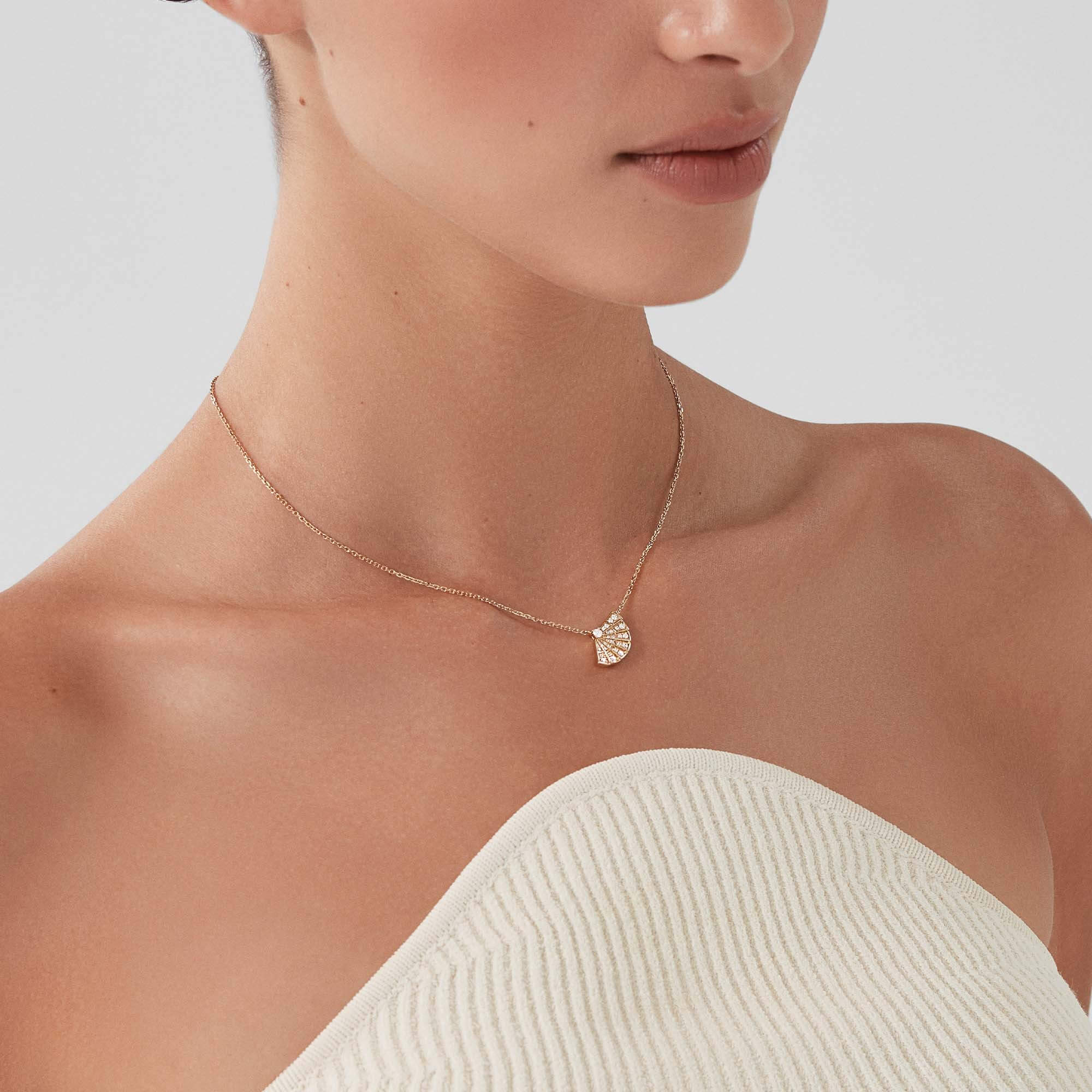 Garrard Fanfare Symphony Mini Icons Diamond Pendant In 18ct Yellow Gold