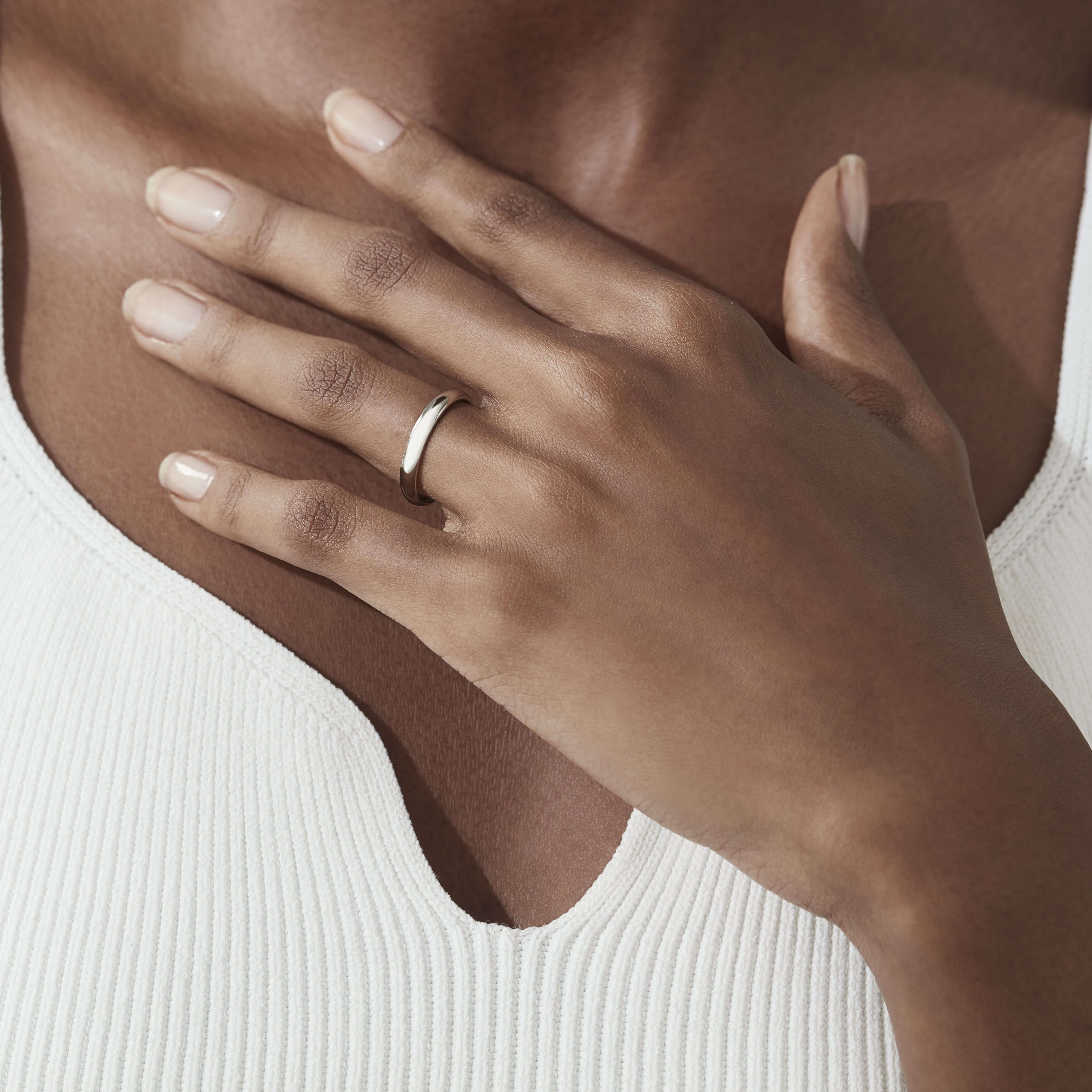 Garrard Classic Court Wedding Ring In Platinum 3mm