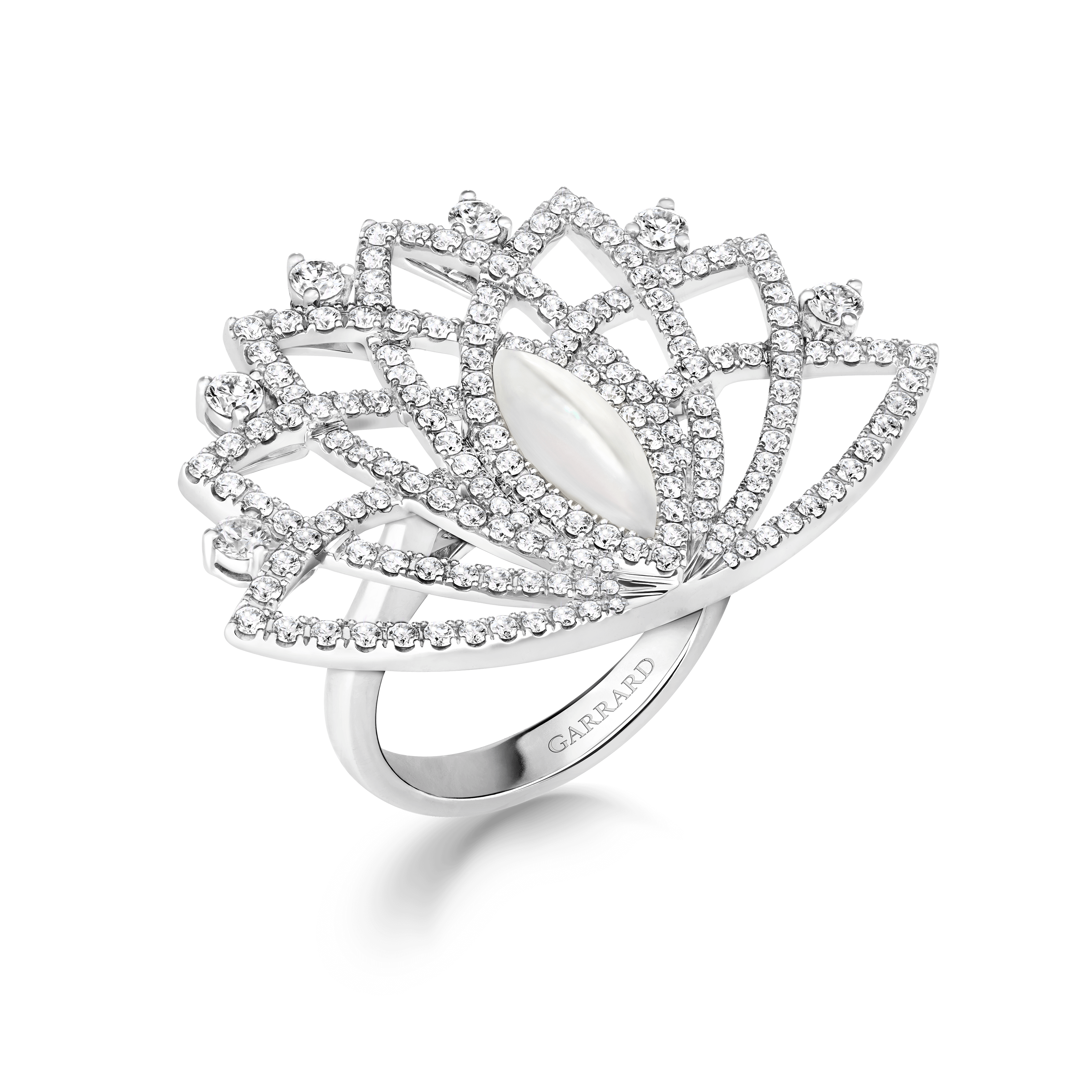 garrard Lotus Pearl High Jewellery Diamond and Mother of Pearl Ring In 18K White Gold