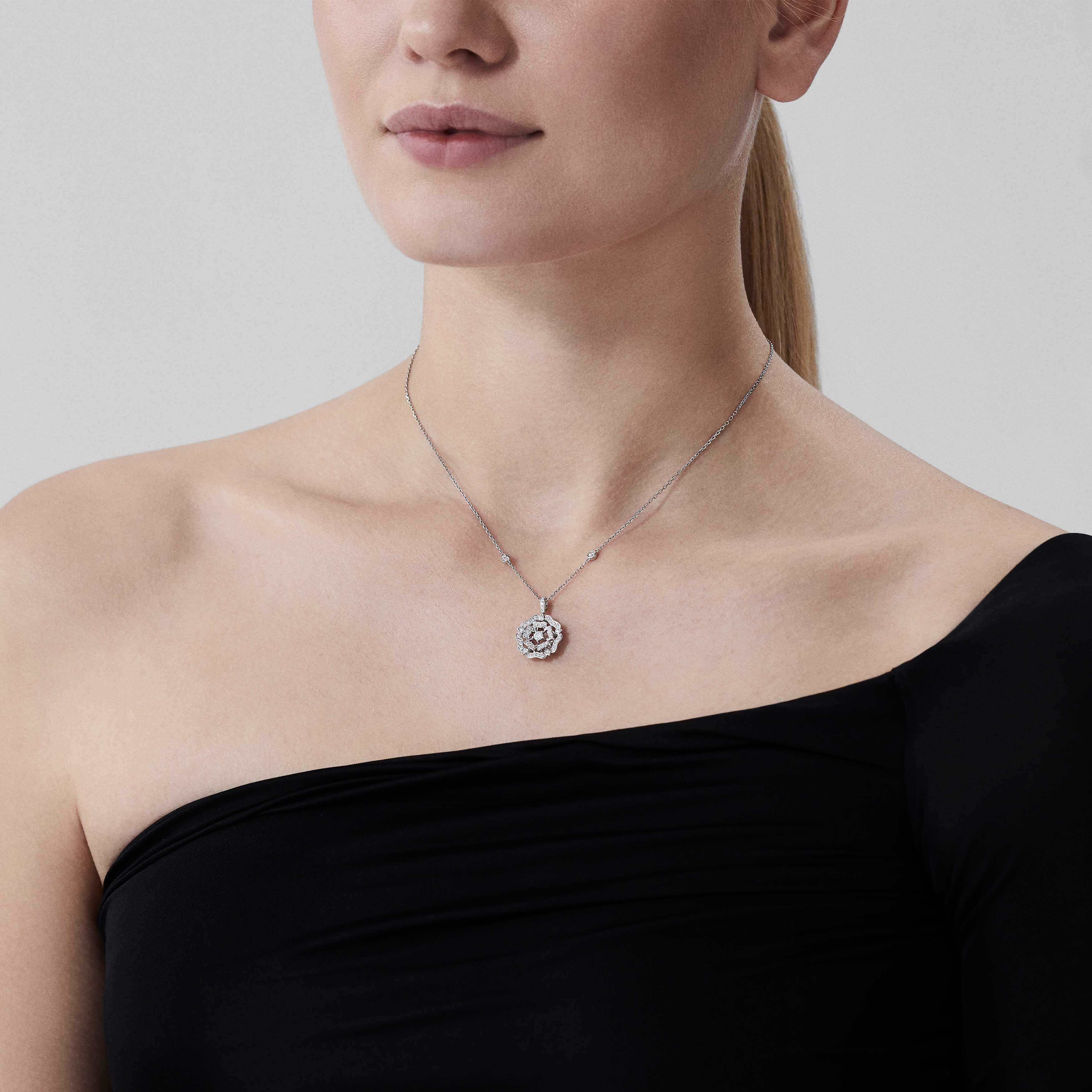 Garrard Tudor Rose Mini Icons Diamond Chain Pendant In 18ct White Gold