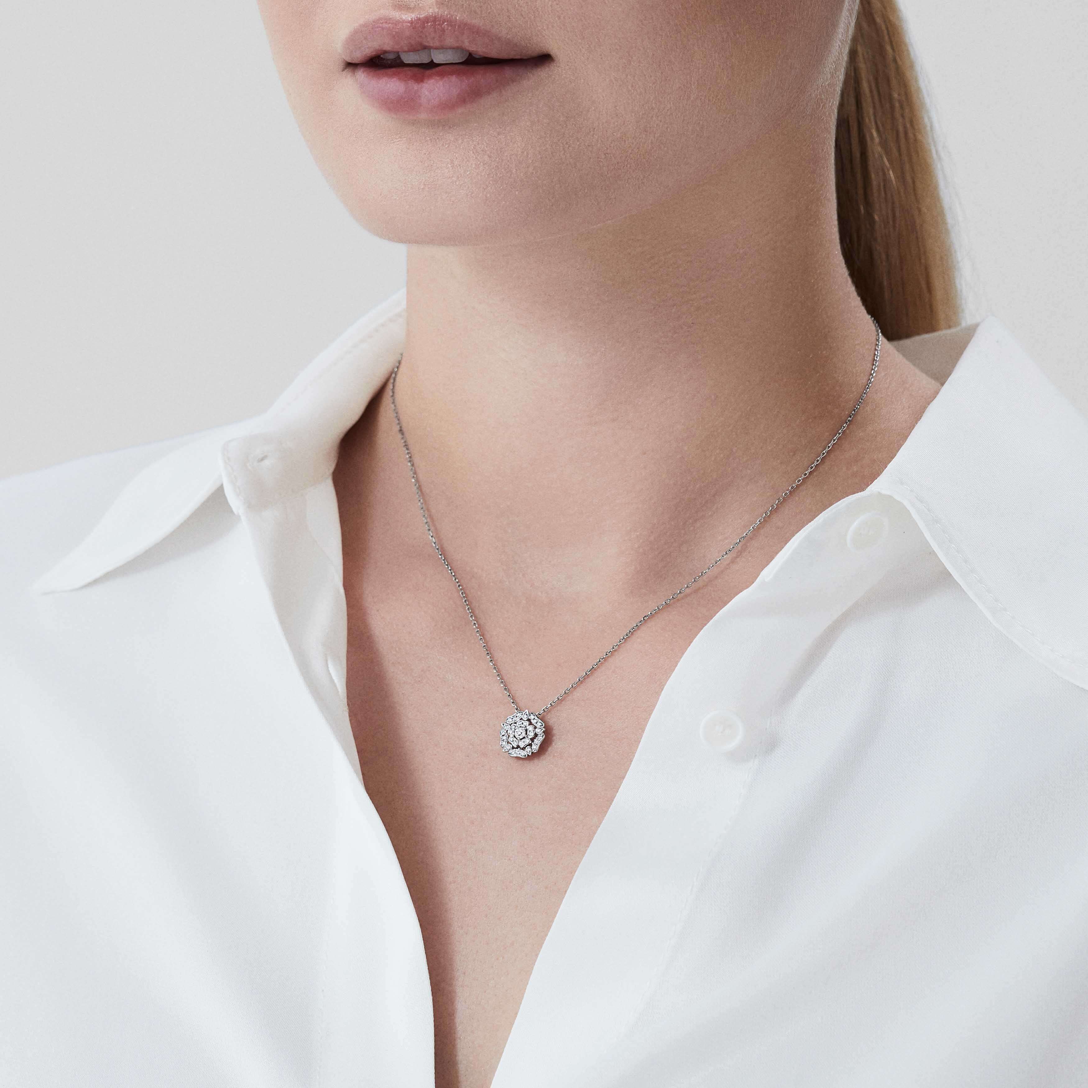 Garrard Tudor Rose Mini Icons Diamond Pendant In 18ct White Gold