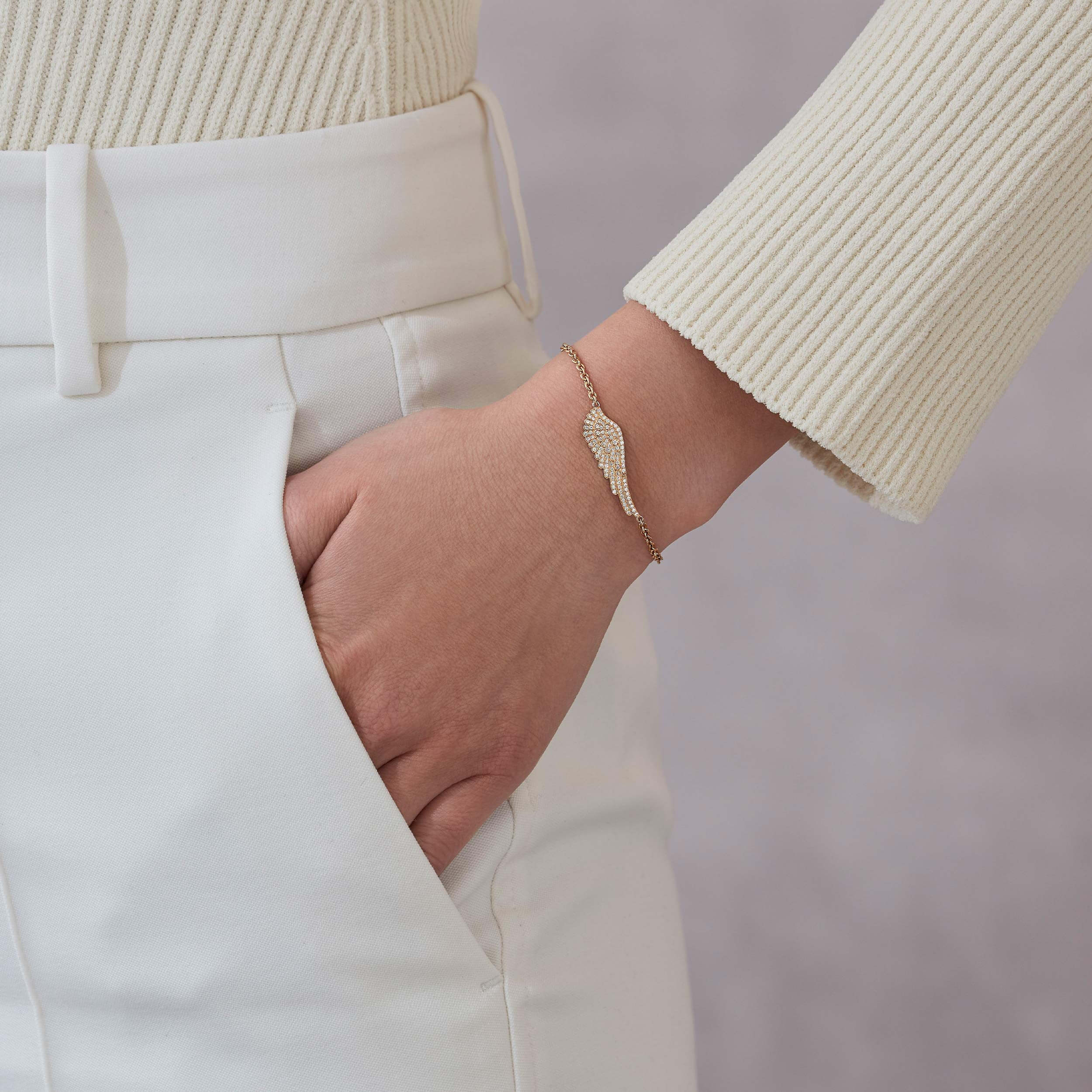 Garrard Wings Classic Mini Icons Diamond Bracelet In 18ct Yellow Gold