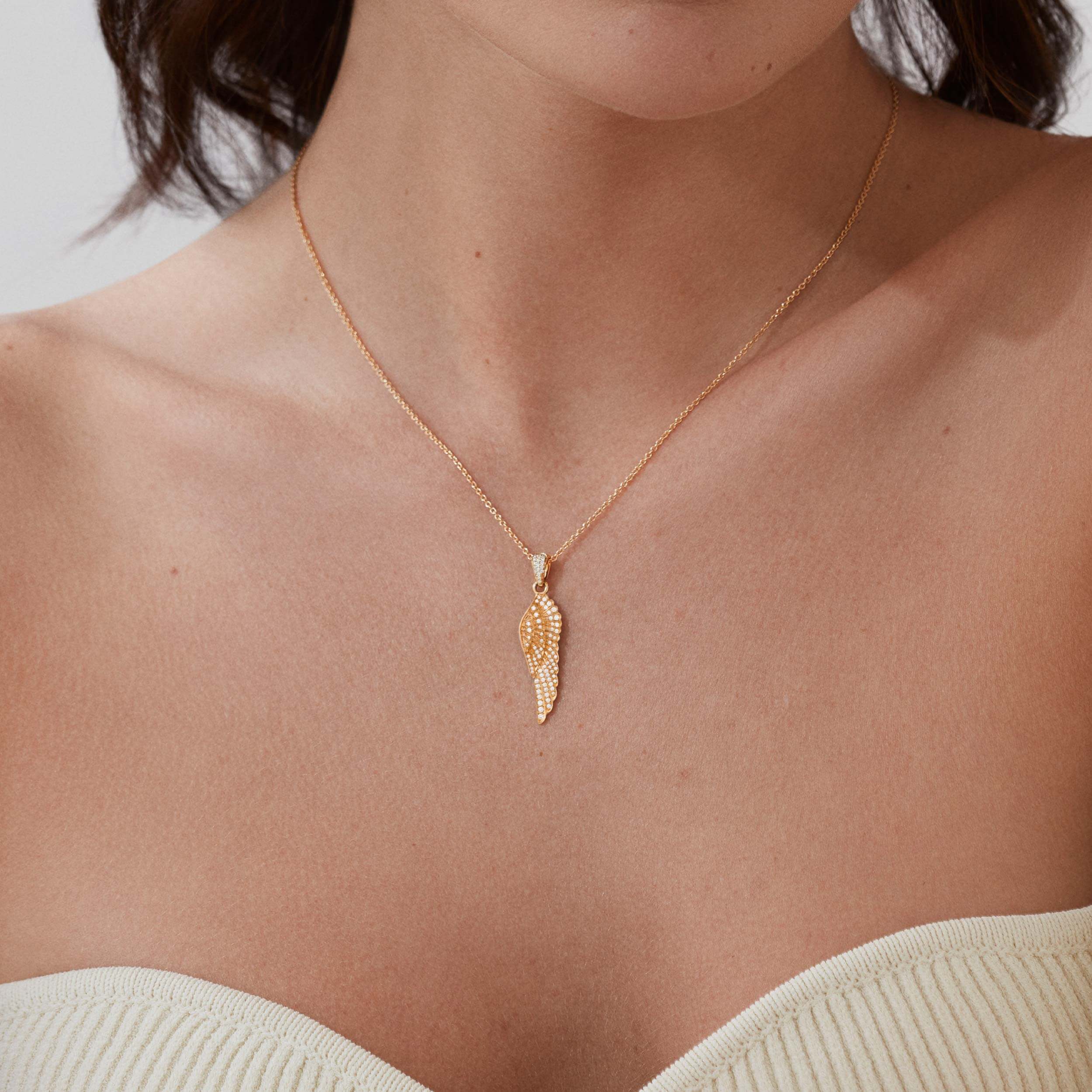 Garrard Wings Classic Mini Icons Diamond Pendant In 18ct Yellow Gold