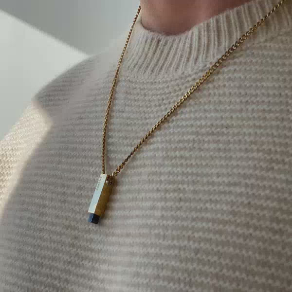 Gasper Bar Pendant - Black Spectrolite Gold