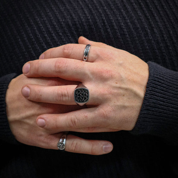 Gasper Floral Signet Ring - Black Silver