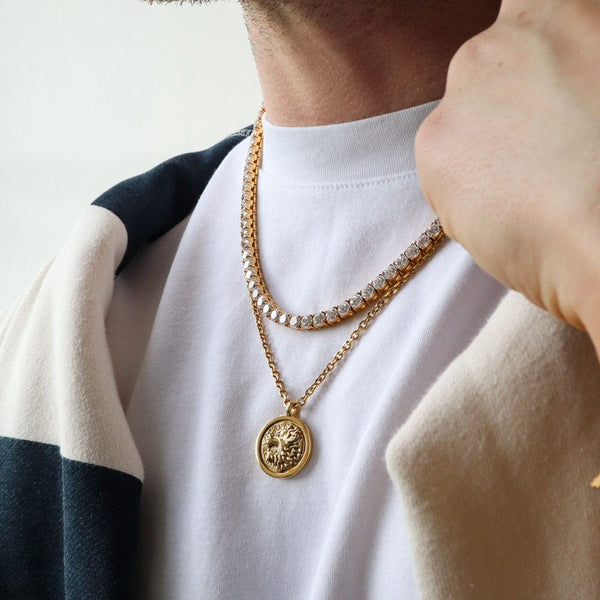 Gasper Lion Pendant Gold