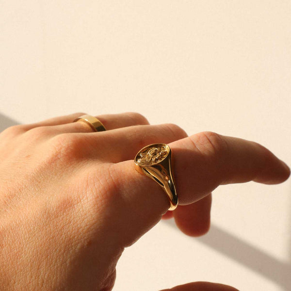 Gasper St. Christopher Ring Gold