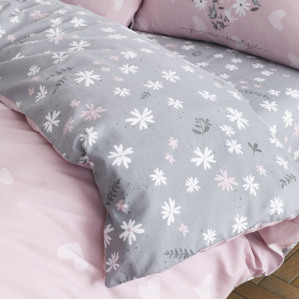 Gaveno Cavailia Ditsy Heart Printed Duvet Cover