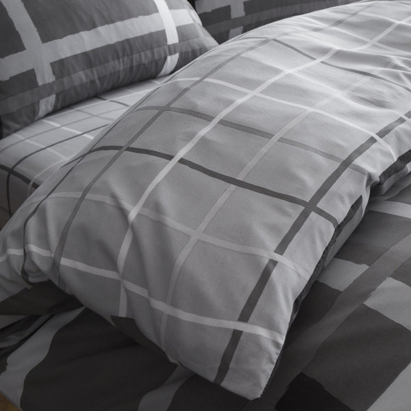 Gaveno Cavailia Happy Daze Stripe Duvet Cover Set