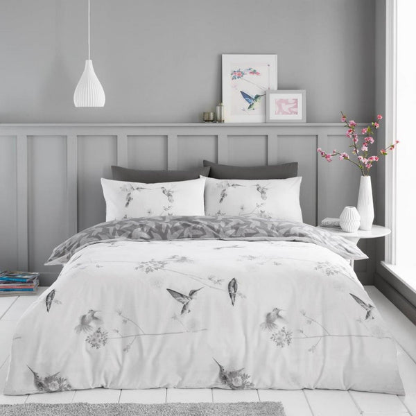 Gaveno Cavailia Humming Bird Printed Duvet Set