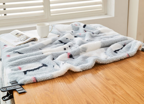 Gaveno Cavailia Teddy Together At The North Throw