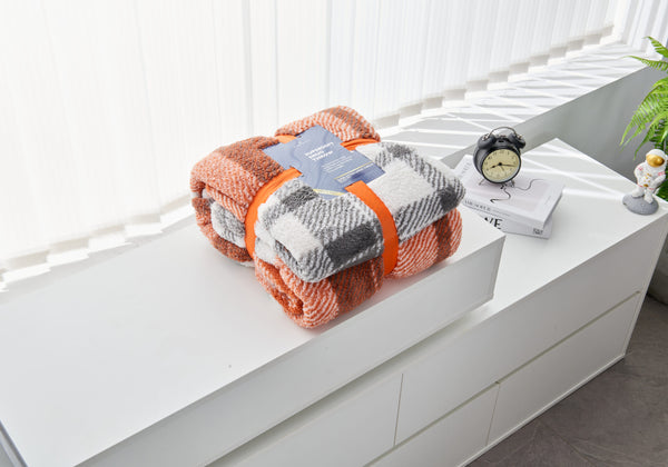 Gaveno Cavailia Teddy Windsor Check Throw