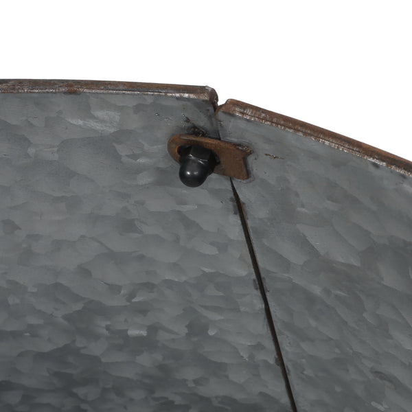 Gdf Studio Farrarville Metal Christmas Tree Collar Antique Silver