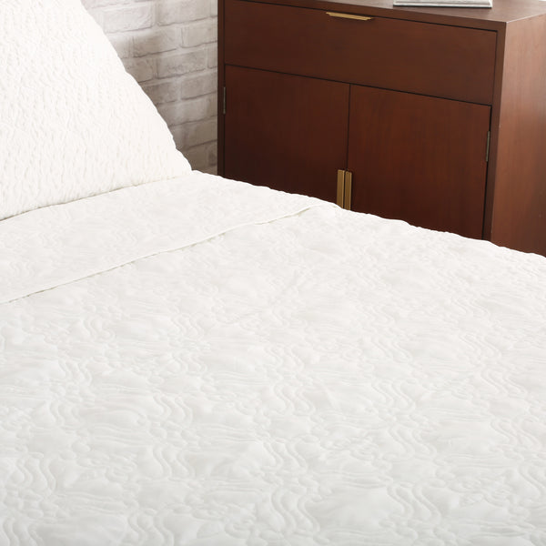 Gdf Studio Landyn Double Bed Fabric Quilt