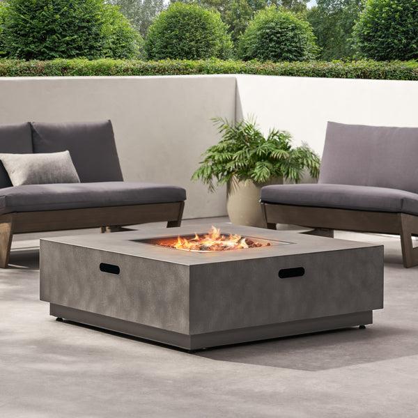 gdf studio Jasmine Outdoor 50 000 BTU Square Fire Pit (No Tank Holder)