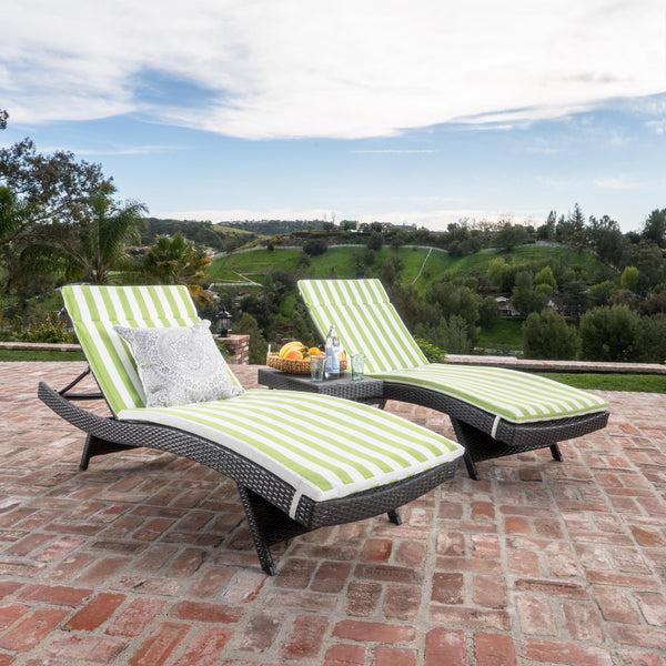 Gdf Studio Lakeport 3pc Outdoor Wicker Chaise Lounge Chair & Table Set