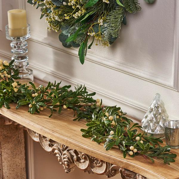 Gdf Studio Mina 4.5-foot Snowberry Artificial Garland Green And White