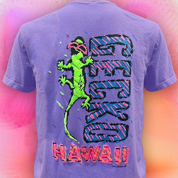Gecko Hawaii 1988 Gecko Mania - HyperFlash Purple-to-Pink Tee