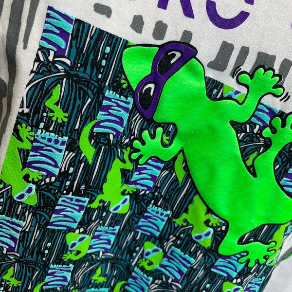 Gecko Hawaii 1988 Gecko Snapshot - Jade/Purple White Tee
