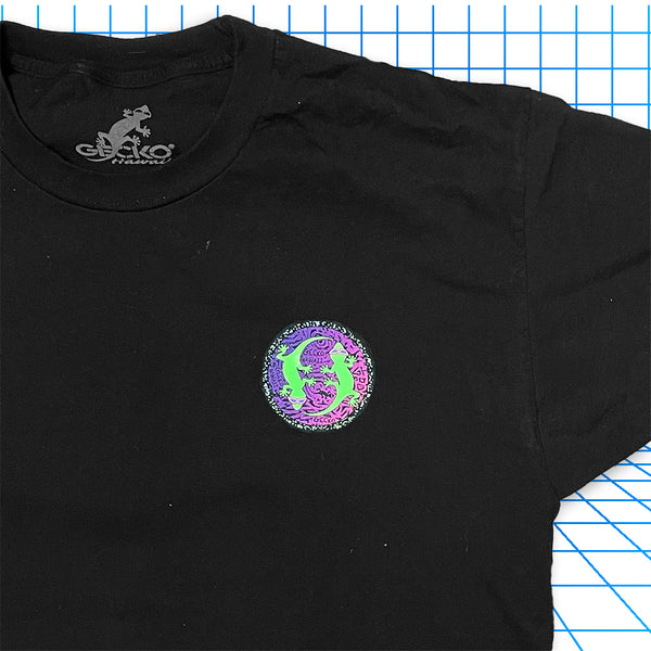 Gecko Hawaii Aloha Arcade Black Tee - Gecko X Nazar 4