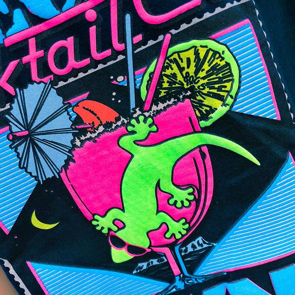 Gecko Hawaii Gecko Cocktail Club Black Beach Tee
