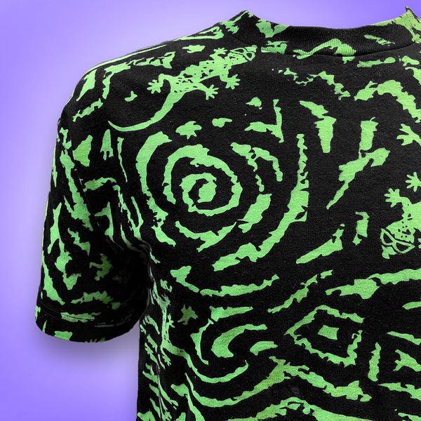 Gecko Hawaii Gecko Swirl All Over Black Tee