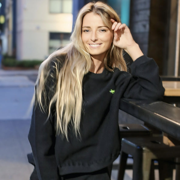 Gecko Hawaii The Molly Top - Black L/S Corduroy Crew