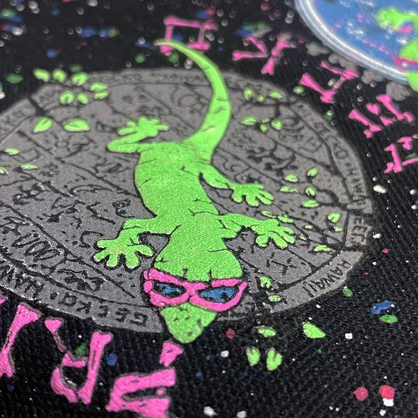 Gecko Hawaii Hand Splattered Gecko Walk Shorts - Glow In The Dark