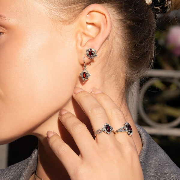 Gemondo Art Deco Style Oval Garnet & Marcasite Ring In Sterling Silver