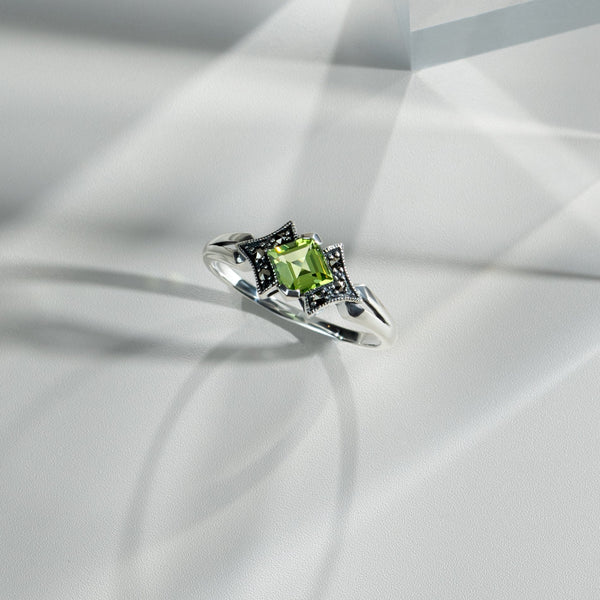Gemondo Art Deco Style Square Peridot & Marcasite Ring In 925 Sterling Silver