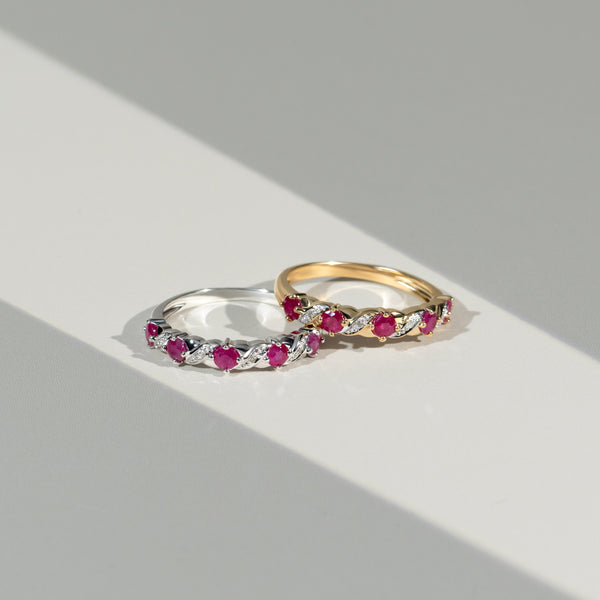 Gemondo Classic Art Nouveau Round Ruby & Diamond Half Eternity Ring In 9ct Yellow Gold