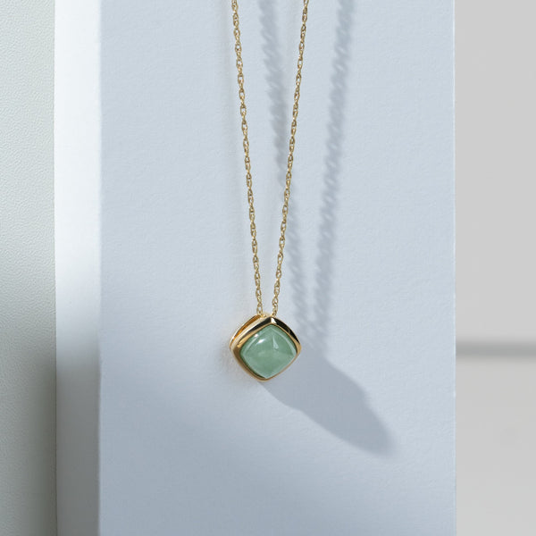 Gemondo Classic Cushion Green Jade Bezel Set Pendant In 9ct Yellow Gold