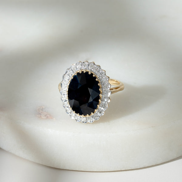 Gemondo Classic Dark Sapphire & Diamonds Luxe Ring In 9ct Gold
