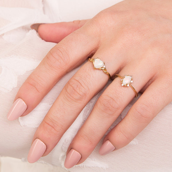 Gemondo Classic Opal & Diamonds Heart Ring In 9ct Yellow Gold