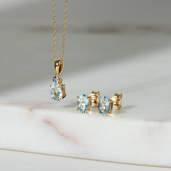 Gemondo Classic Oval Aquamarine & Diamond Pendant In 9ct Yellow Gold