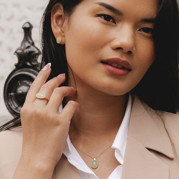 Gemondo Classic Oval Green Jadeite Stud Earrings In 9ct Yellow Gold