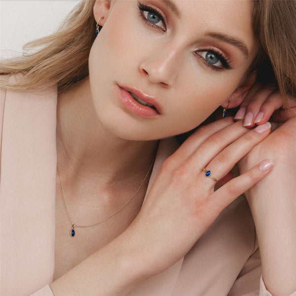 Gemondo Classic Oval Lapis Lazuli Pendant Necklace In 9ct Yellow Gold