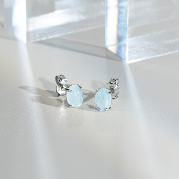Gemondo Classic Oval Milky Aquamarine Stud Earring In 925 Sterling Silver