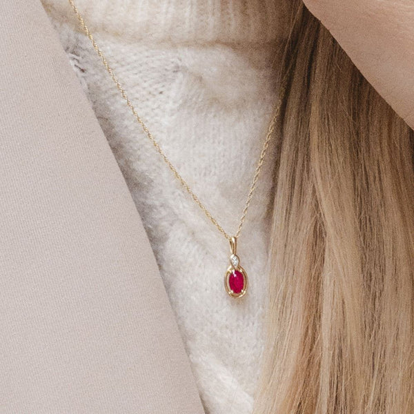 Gemondo Classic Oval Ruby & Round Diamond Pendant Necklace In 9ct Yellow Gold