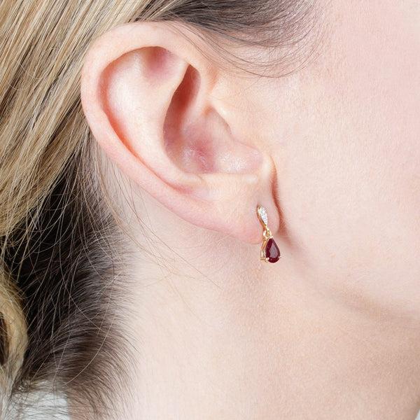 Gemondo Classic Pear 1.00ct Garnet & Diamond Drop Earrings In 9ct Yellow Gold