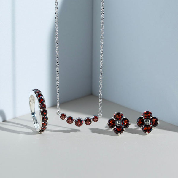 Gemondo Classic Round Garnet 5 Stone Gradient Necklace In 925 Sterling Silver