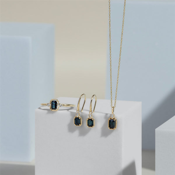 Gemondo Classic Sapphire Baguette & Diamond Pendant Necklace In 9ct Yellow Gold