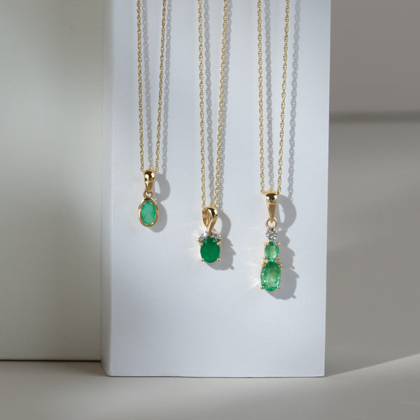 Gemondo Classic Two Oval Emerald & Diamond Pendant In 9ct Yellow Gold
