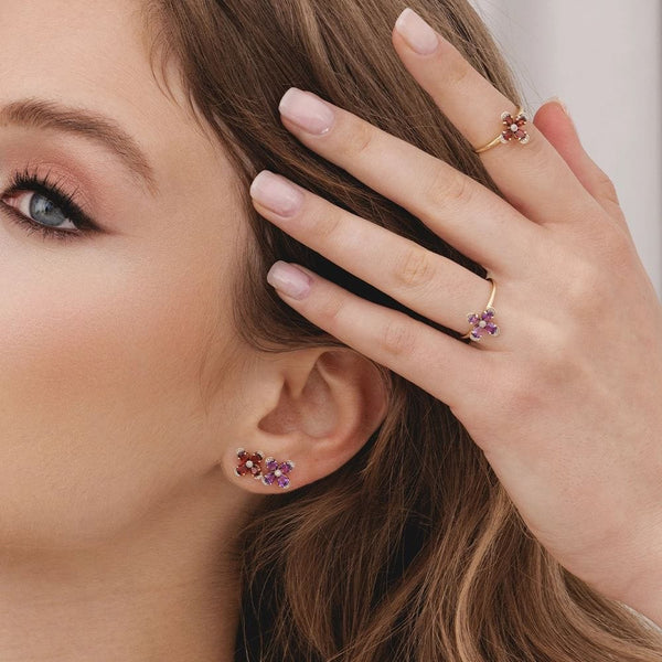 Gemondo Floral Garnet & Diamond Ring In 9ct Yellow Gold