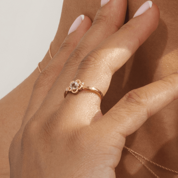 Gemondo Floral Round Blue Topaz & Diamond Ring In 9ct Yellow Gold