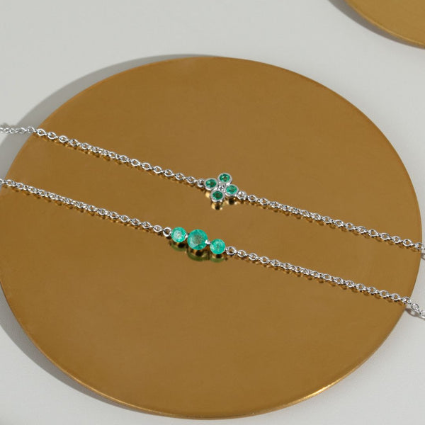 Gemondo Floral Round Emerald Bezel Set Clover Bracelet In Sterling Silver