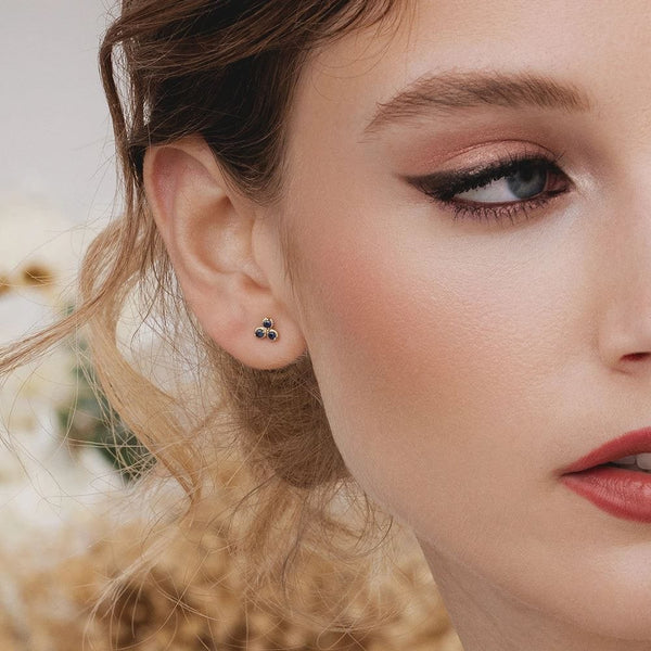 Gemondo Floral Sapphire Three Stone Stud Earrings In 9ct Yellow Gold