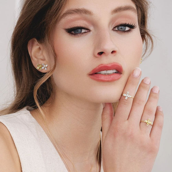 Gemondo Floral Topaz & Diamond Stud Earrings In 9ct Yellow Gold