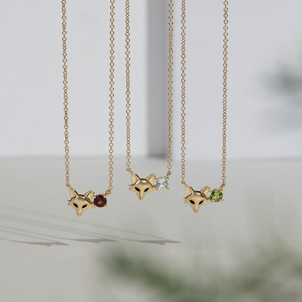 Gemondo Gardenia Garnet Fox Necklace In 9ct Yellow Gold
