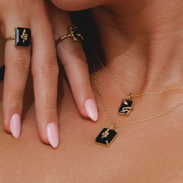 Gemondo Grand Deco Black Onyx Snake Ring In Gold Plated Sterling Silver